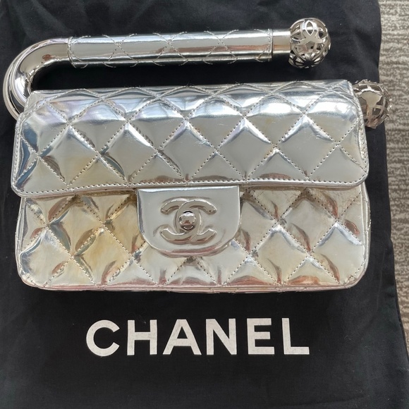 Chanel Around the World Bag / Clutch - Picture 5 of 10